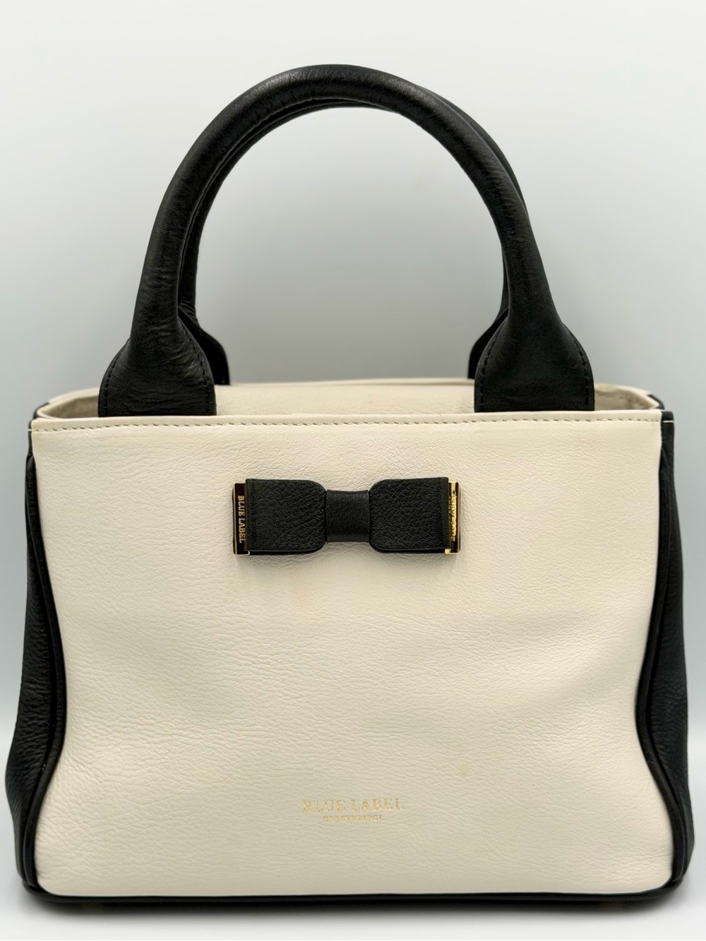 Blue Label Crestbridge Burberry (Japan) Black and Cream Bow-Accent Satchel